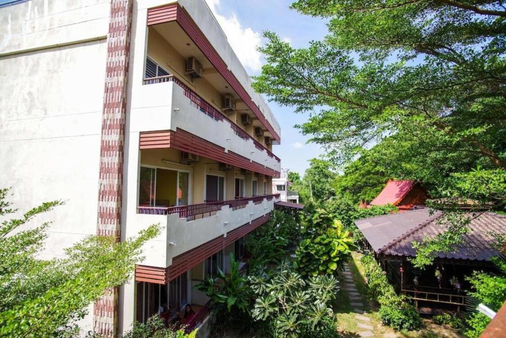 Oyo 384 Ban Sabaidee Hotel Phra Nakhon Si Ayutthaya Exterior photo